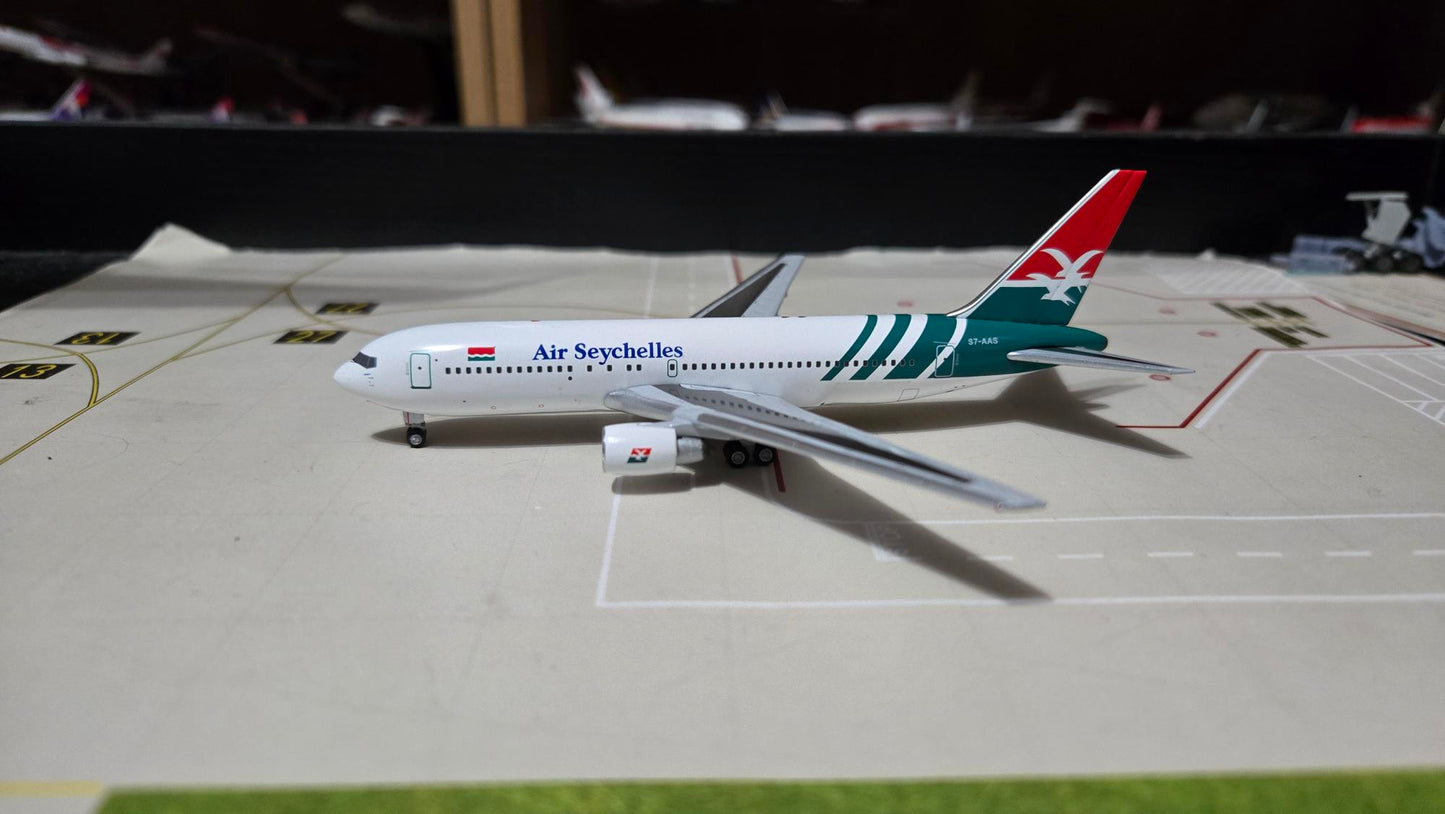 Aeroclassics Air Seychelles Boeing 767-200 S7-AAS