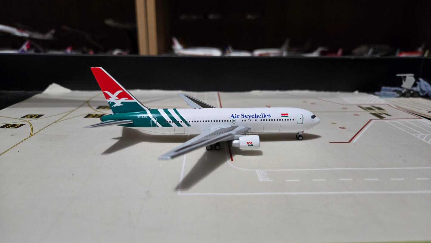 Aeroclassics Air Seychelles Boeing 767-200 S7-AAS