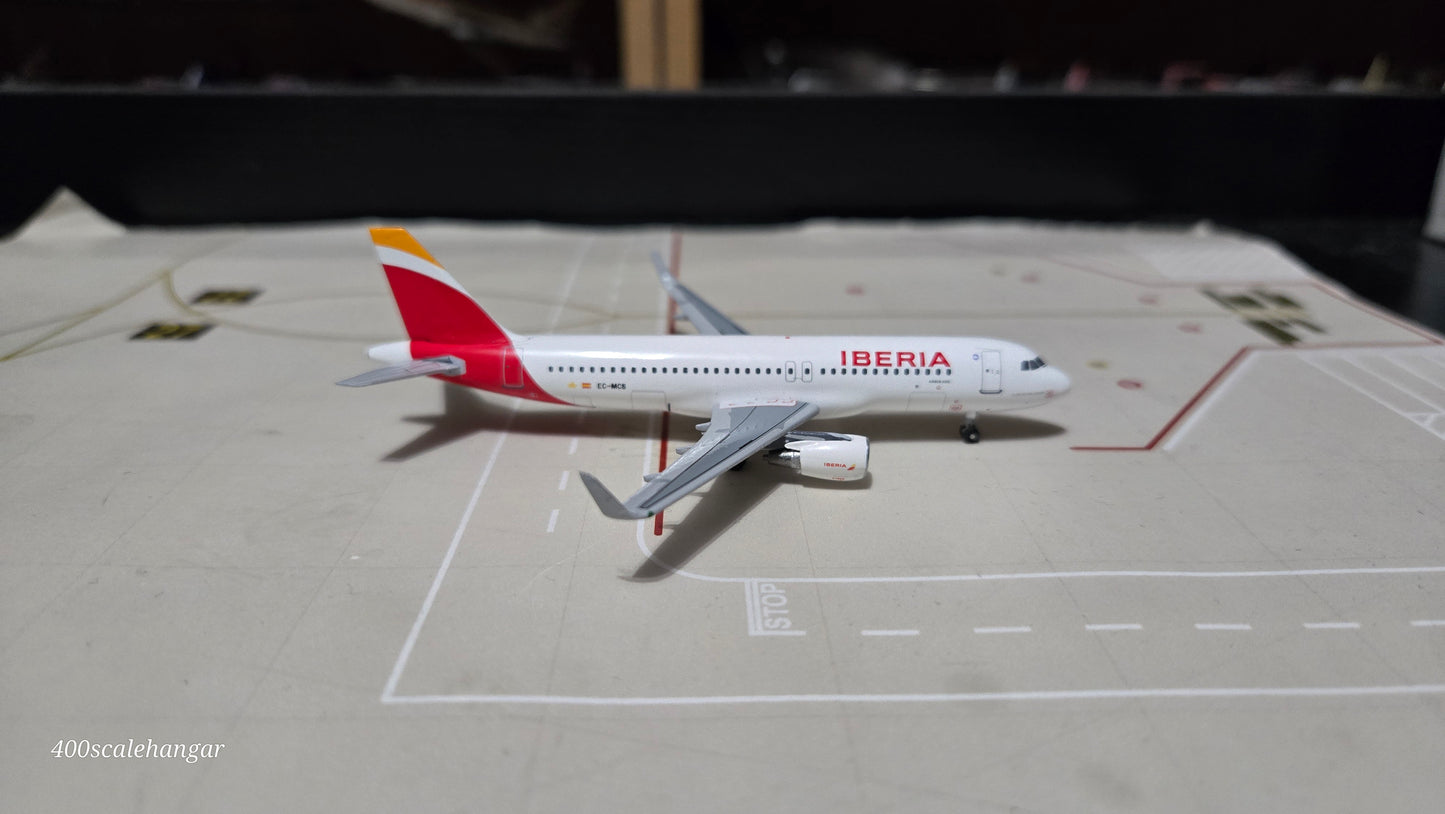 Aeroclassics Iberia Airbus A320-200S EC-MCS