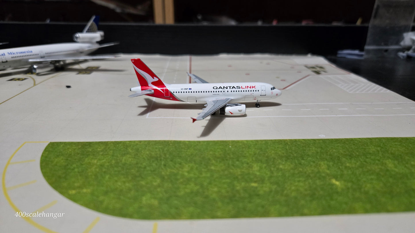 Aeroclassics Qantaslink Airbus A319 VH-8NP