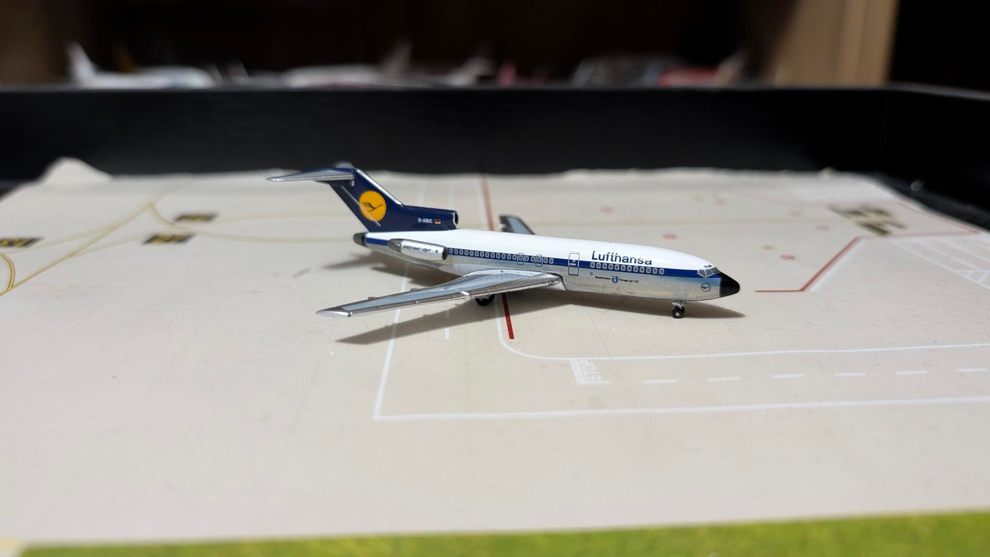 Aeroclassics Lufthansa Boeing 727-100 D-ABIC