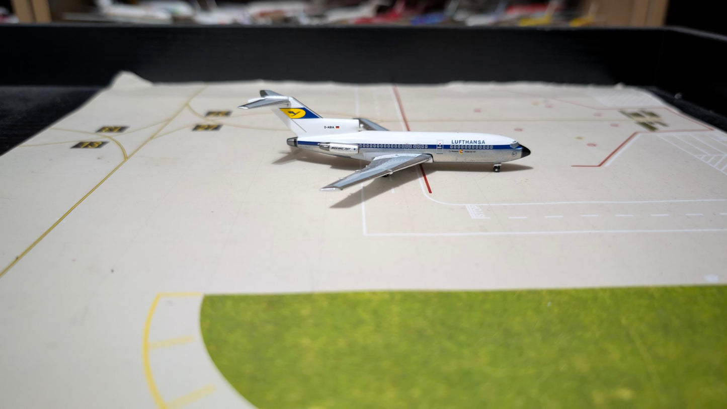 Aeroclassics Lufthansa Boeing 727-100 D-ABIA