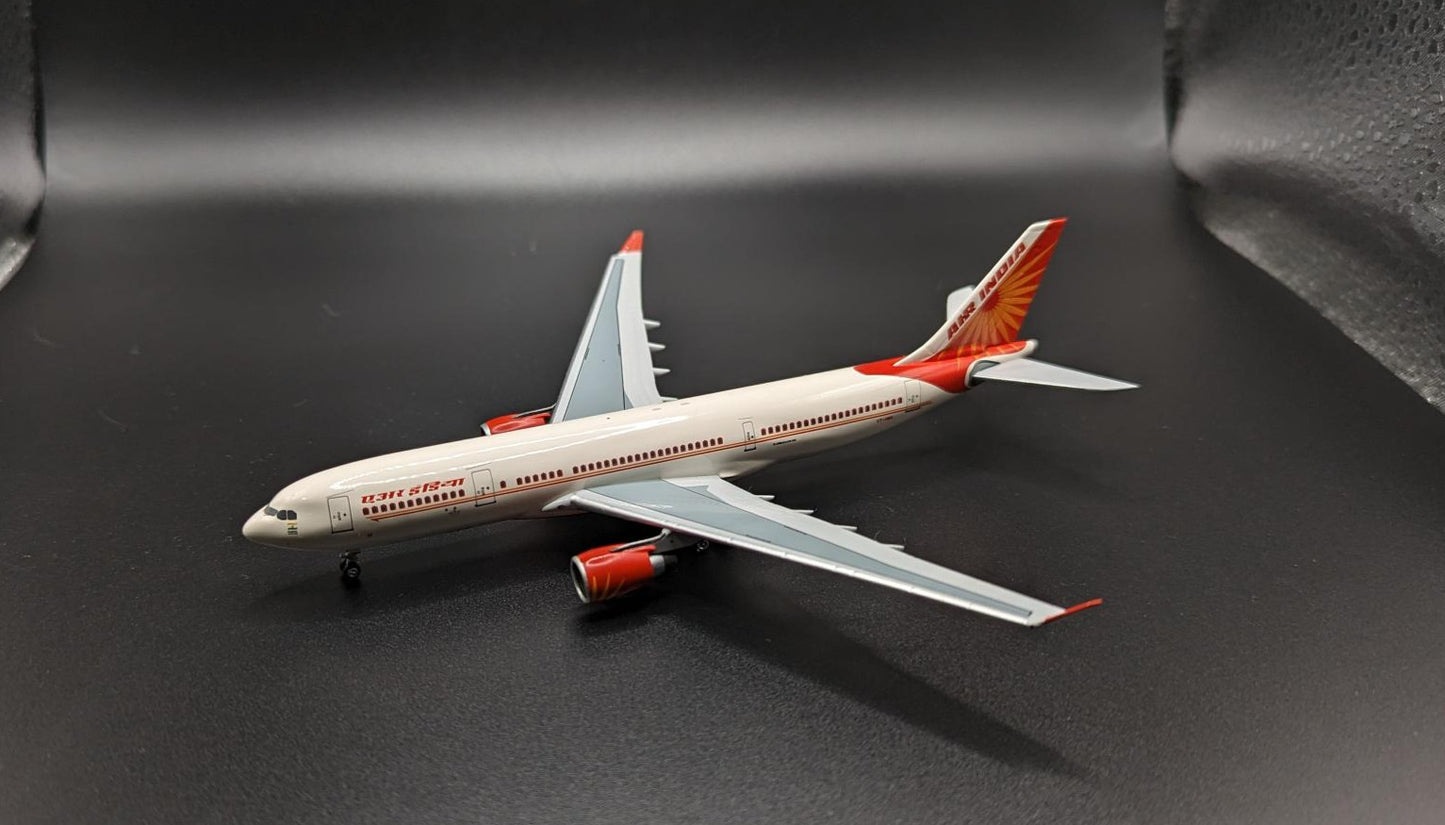 Aeroclassics Air India Airbus A330-200 VT-IWA
