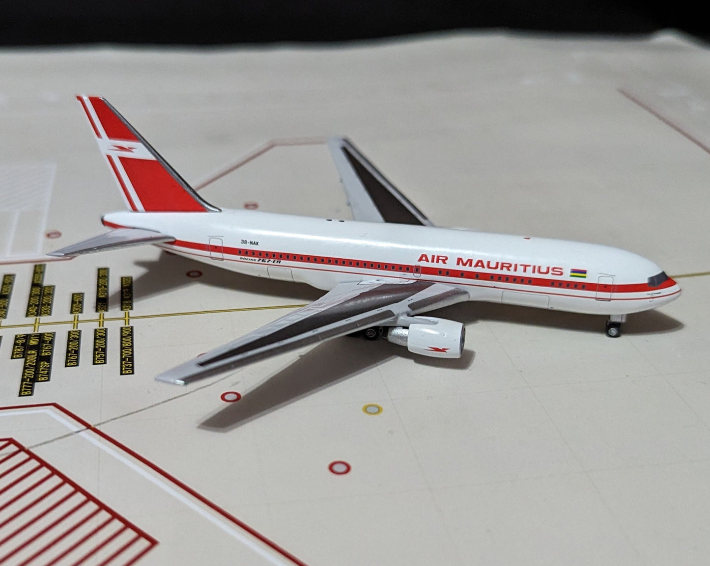 Aeroclassics Air Mauritius Boeing 767-200 3B-NAK