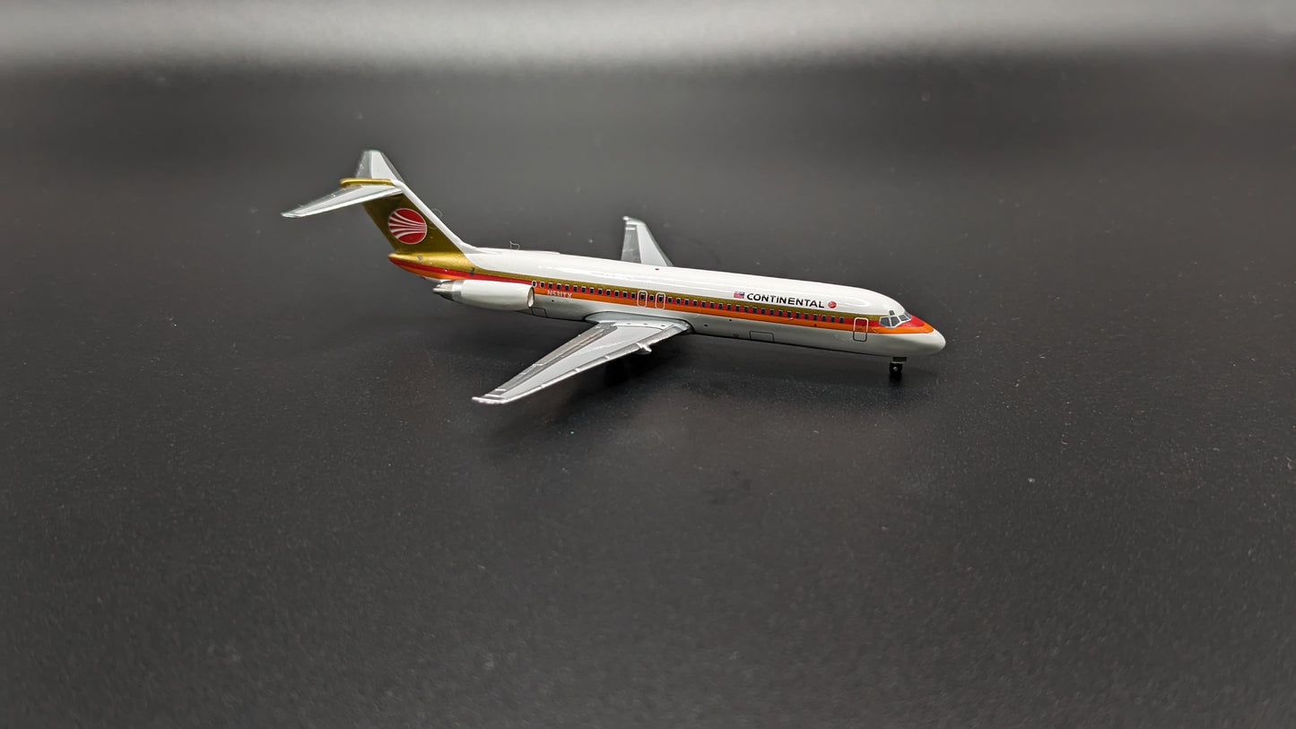 Aeroclassics Continental Douglas DC-9-32 N531TX