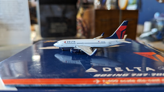 Gemini Jets Delta Airlines Boeing 737-700 N301DQ