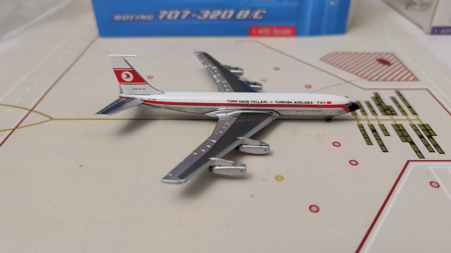 Aeroclassics Turkish Airlines Boeing 707-420 TC-JAH