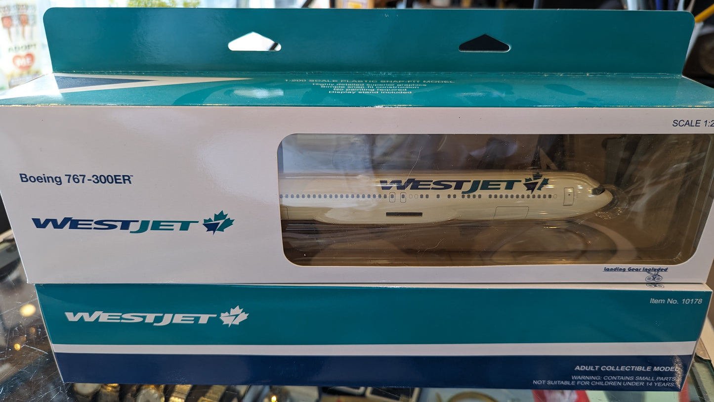 Hogan Wings WestJet Boeing 767-300/w “Old Livery” C-FOGJ - 1/200