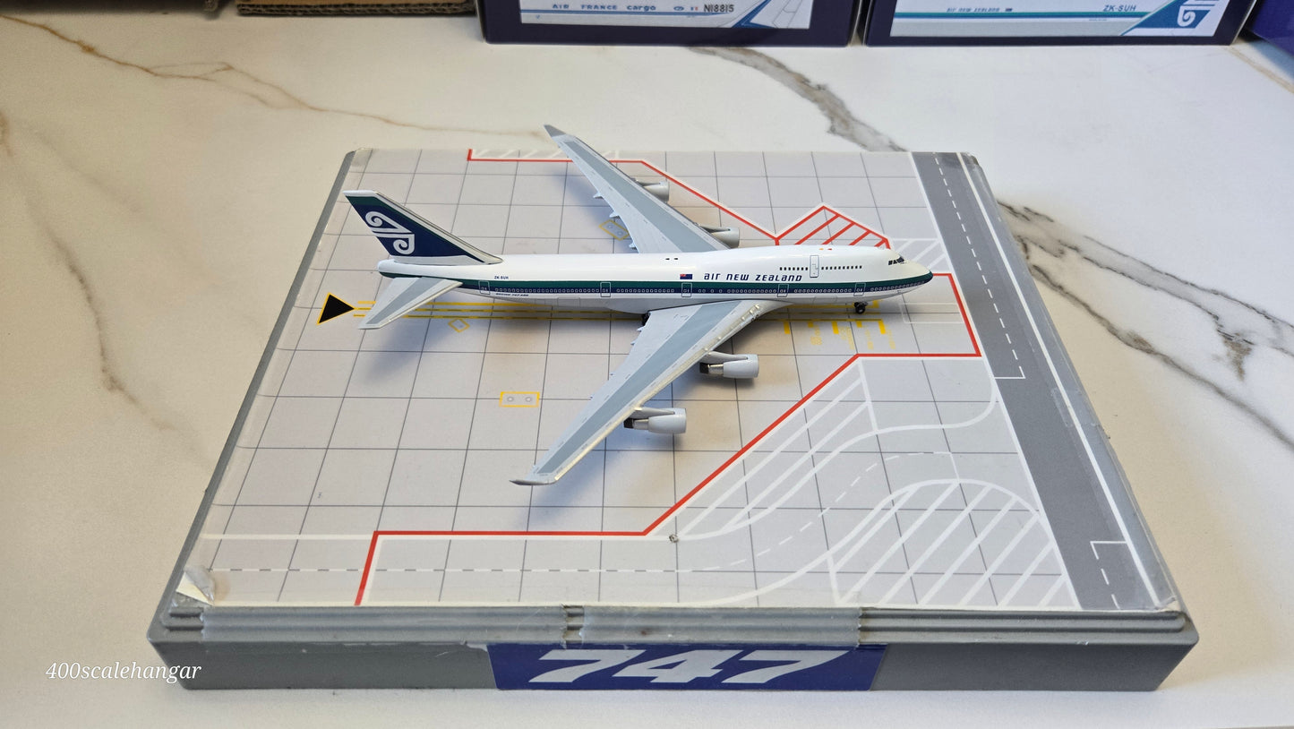 Aeroclassics Air New Zealand Boeing 747-400 ZK-SUH
