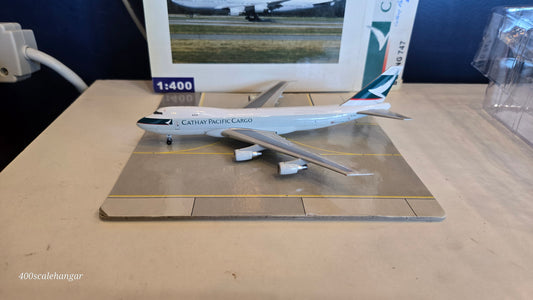 Bluebox Cathay Pacific Boeing 747-200F B-HMF.