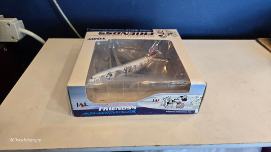 C&C Japan Air Lines Boeing 747-400 “Dream Express #1” JA8908