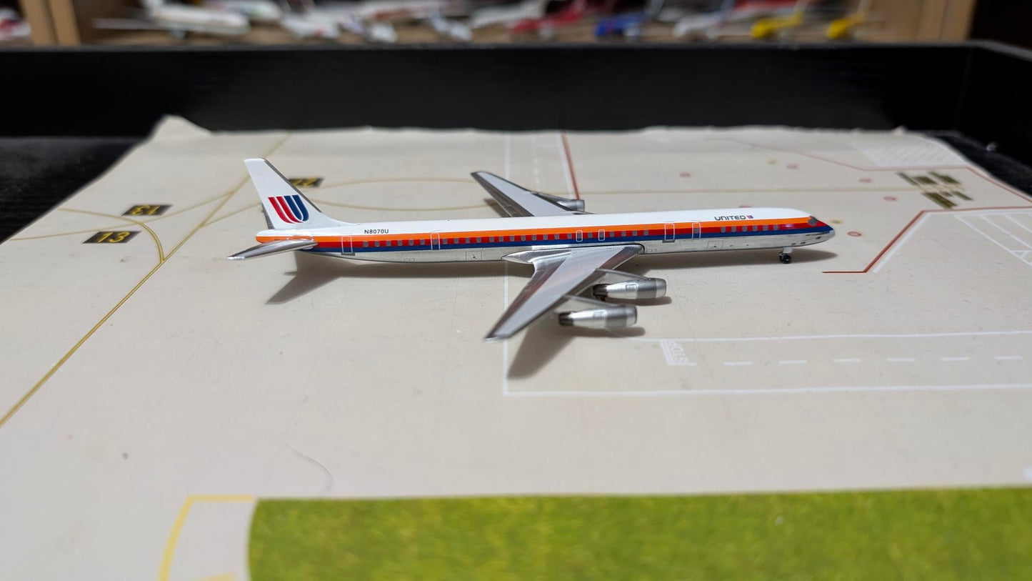 Aeroclassics United DC-8-61 N8070U