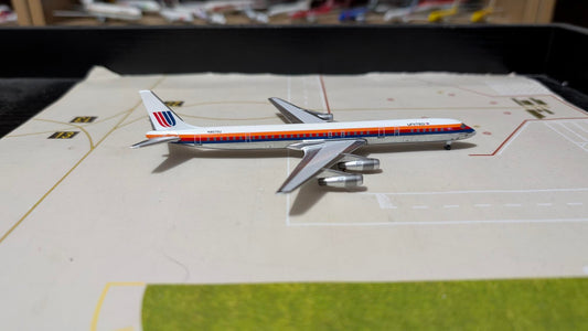 Aeroclassics United DC-8-61 N8070U