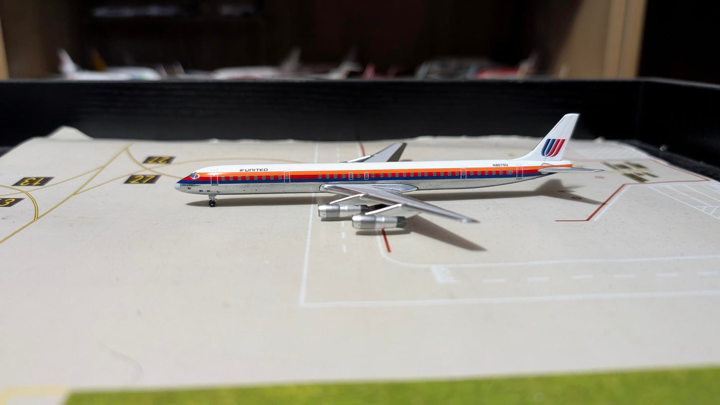 Aeroclassics United DC-8-61 N8070U