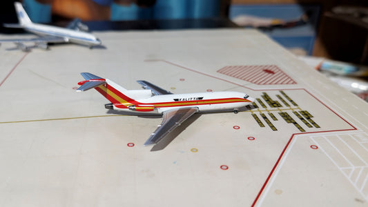 Aeroclassics Kalitta B727-100F N150FN in 1.400 scale.