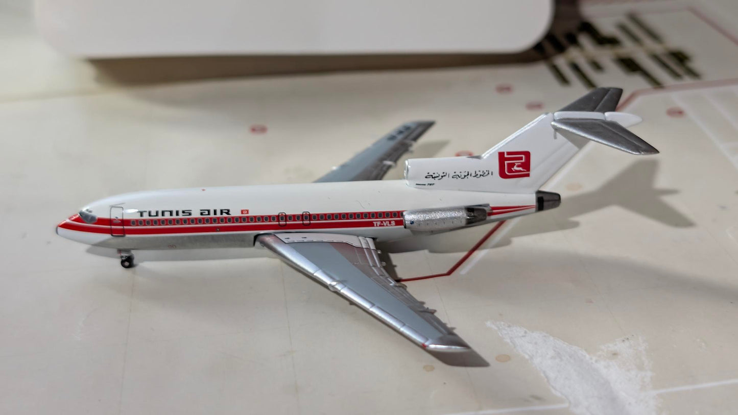 Aeroclassics Tunisair B727-100 TF-VLS in 1.400 Scale.