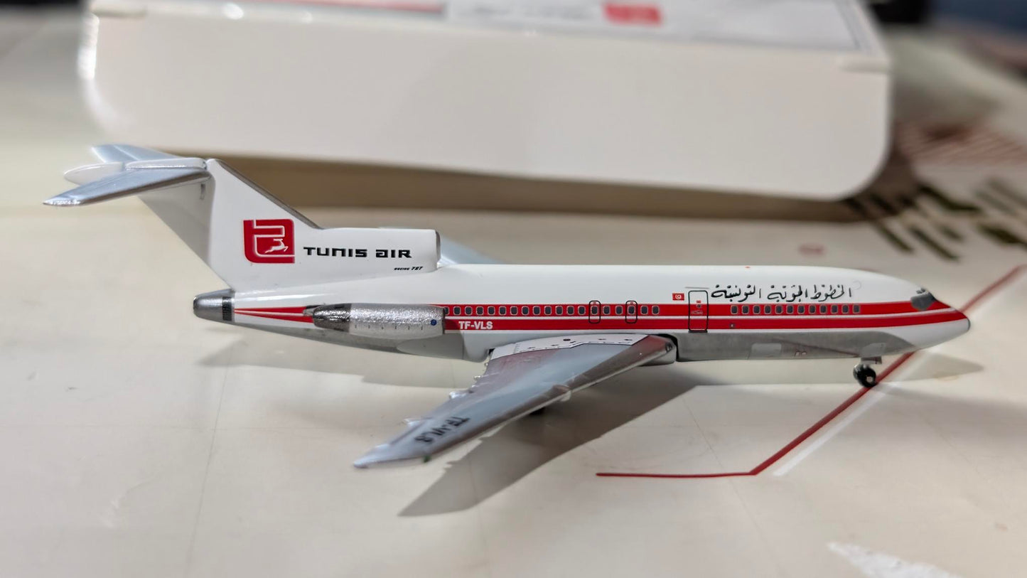 Aeroclassics Tunisair B727-100 TF-VLS in 1.400 Scale.