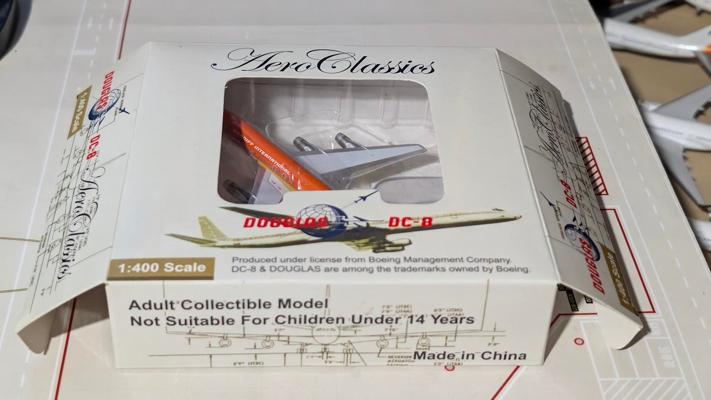 Aeroclassics Braniff International Airways DC-8-50 N814BN 1.400 scale.
