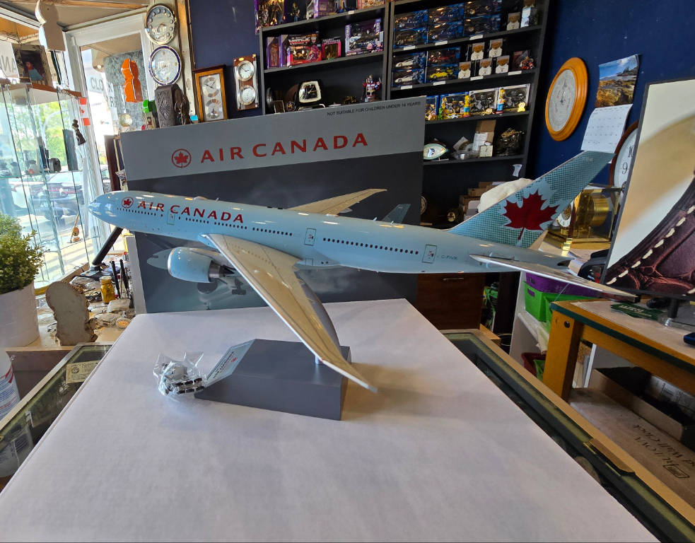 Inflight 200 Air Canada Boeing 777-200LR “Toothpaste” C-FIVK - 1/200