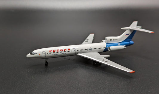 Aeroclassics Rossiya Tupolev TU-154M RA-85658