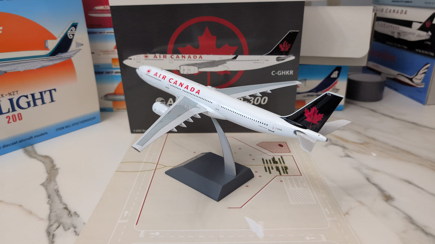 Inflight 200 Air Canada Airbus A330-300 C-GHKR - 1/200