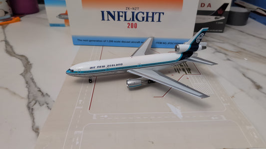 Inflight 200 Air New Zealand Douglas DC-10-30 ZK-NZT - 1/200