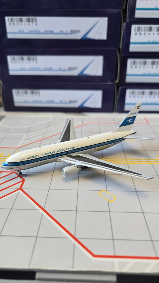 Aeroclassics Kuwait Airways Boeing 767-200 9K-AIA