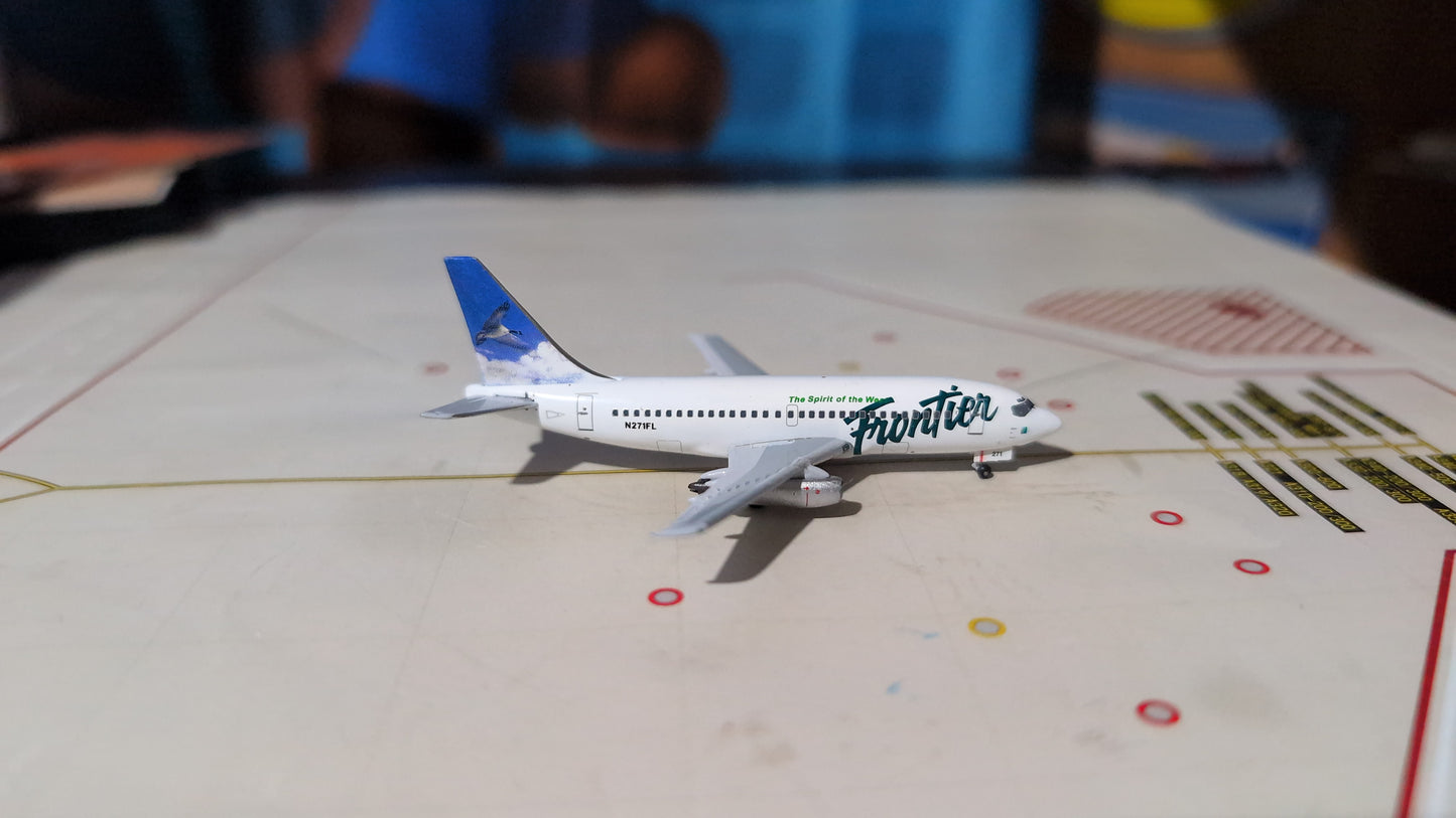 Aeroclassics Frontier B737-200 N271FL in 1.400 scale.